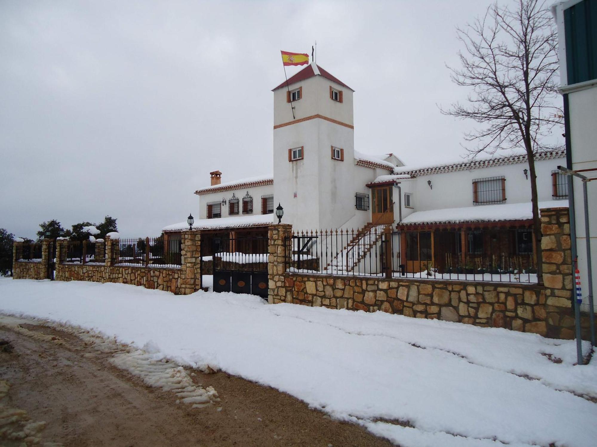 Villa Cerro Moreno オッサ・デ・モンティエル エクステリア 写真
